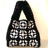 ニット・スクエア・バッグ - ブラック -