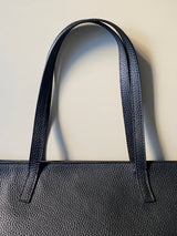 レザー・ブックトートL - ブラック -