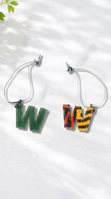 イニシャルキーホルダー