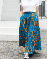 Random Tack Skirt -Flowers in full bloom-