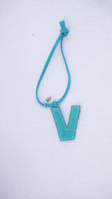 イニシャルキーホルダー - V -