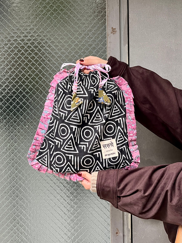 【saruche】ショッパーバッグM - トライバル・ブラック -