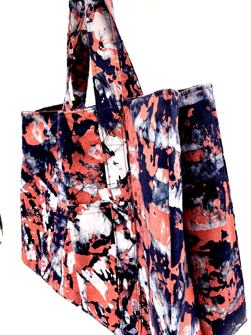 Zakuzaku Tote -Batic Fire-