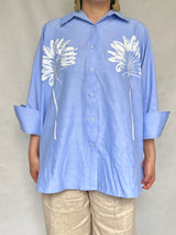 オーバーサイズシャツ - ブルーシャツ×ホワイトパームツリー -