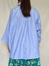 オーバーサイズシャツ - ブルーシャツ×ホワイトパームツリー -