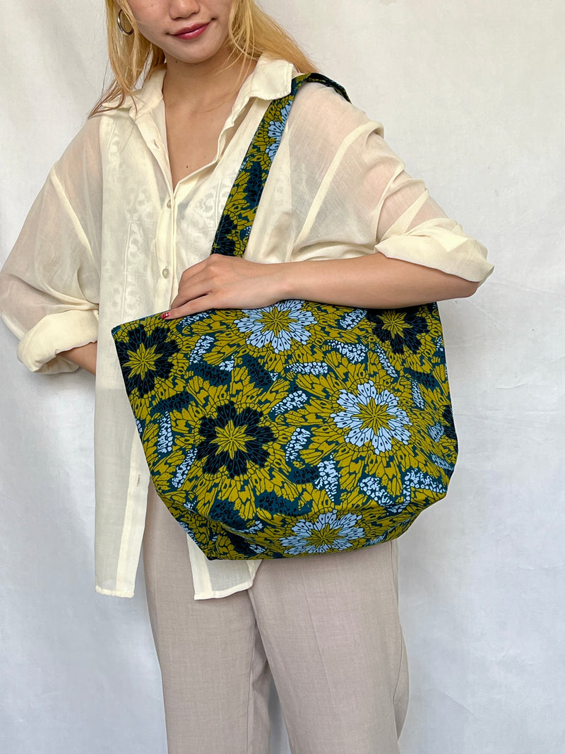 Fabric Book Tote -Pattern name-