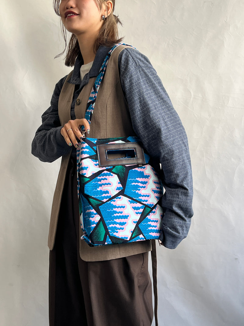 Mini Akello 38  -Sea voice -