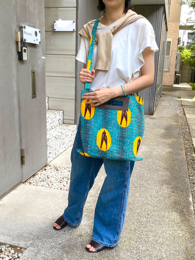 Akello Yoko 38  -Swallow Turquoise & Yellow--