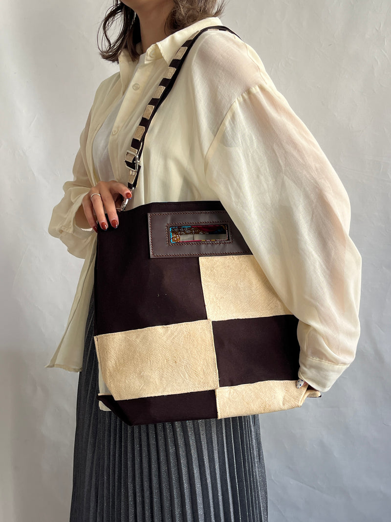 Akello・Barkcloth