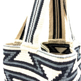 モチロン・ドスエブラス  - ブラック＆ホワイト -