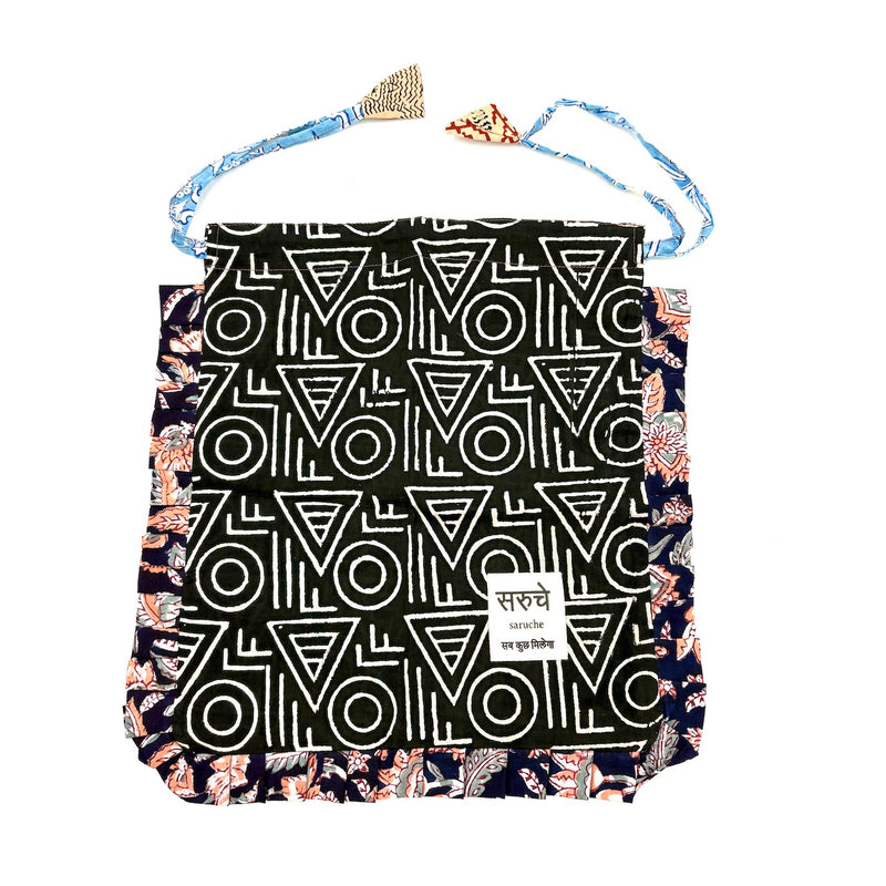 【saruche】ショッパーバッグM - トライバル・ブラック -