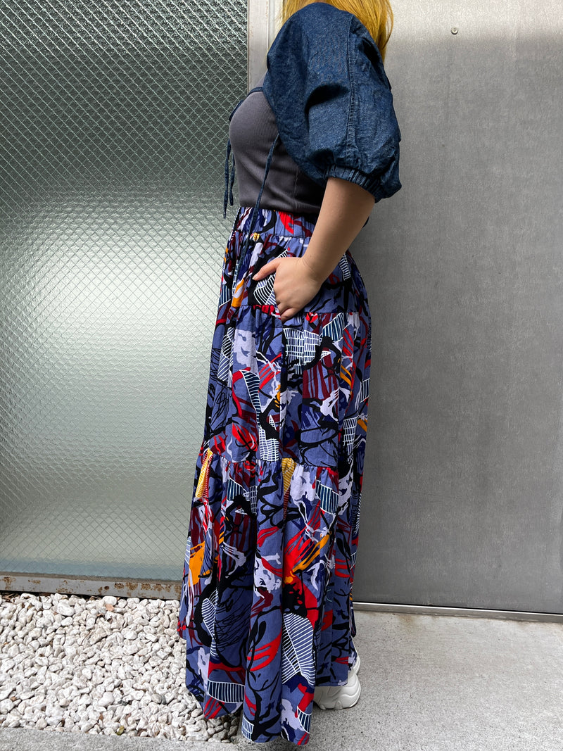 Side Tiade Skirt -Abstract Picture-