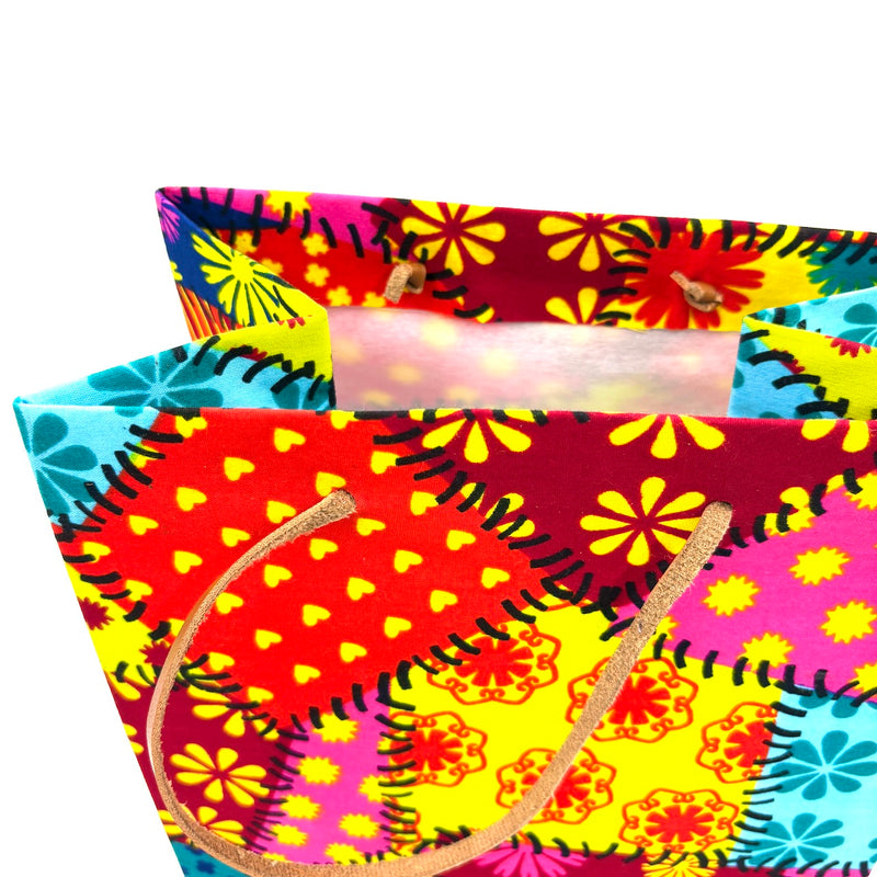 アフリカンプリント・ビッグテディw/ギフトバッグ - カラフルブーケ -