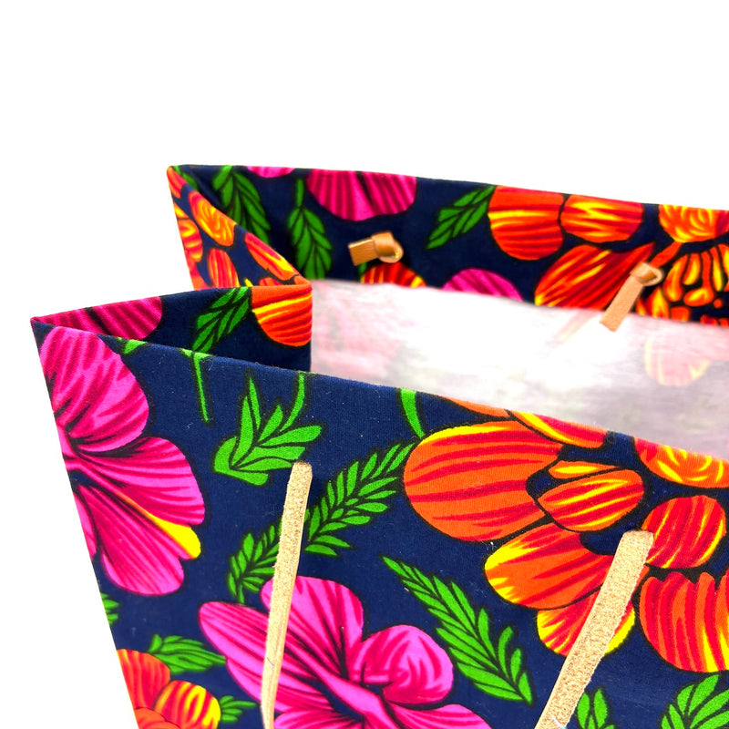 アフリカンプリント・ビッグテディw/ギフトバッグ - フラワーバースト -