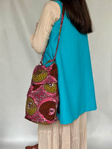 ビッグキンチャクバッグ - ピンクのヤドカリ -