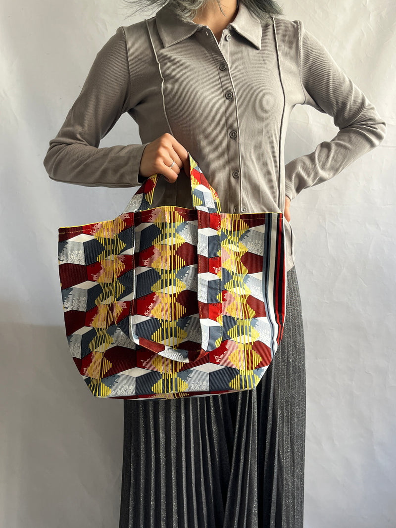 Fabric Book Tote -Pattern name-