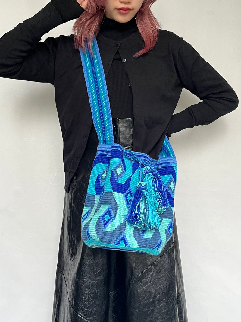 モチーラ・ドスエブラス・スペシャルL  - ブルー＆ライトブルー -