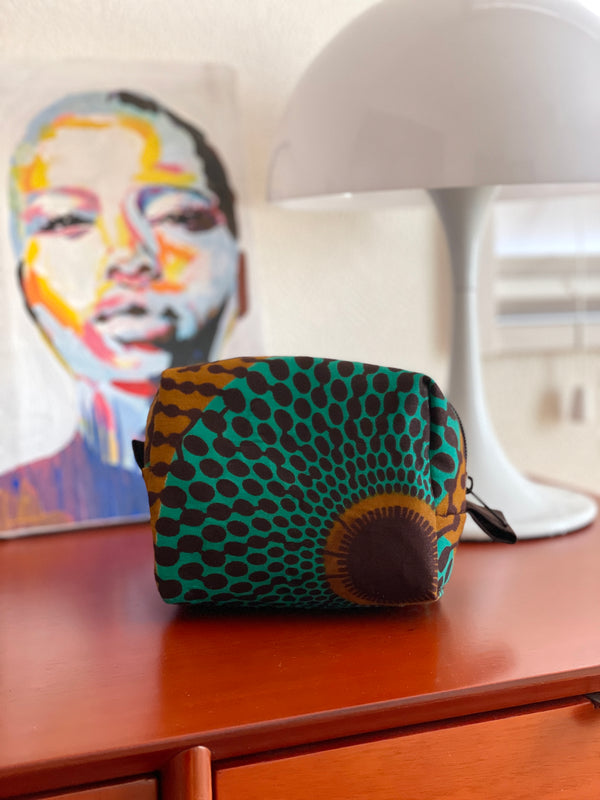 Korokoro Pouch S -Big Eye Green & Brown-