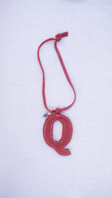 Initial key chain -Q -