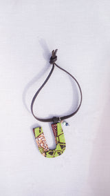 Initial key chain -U-